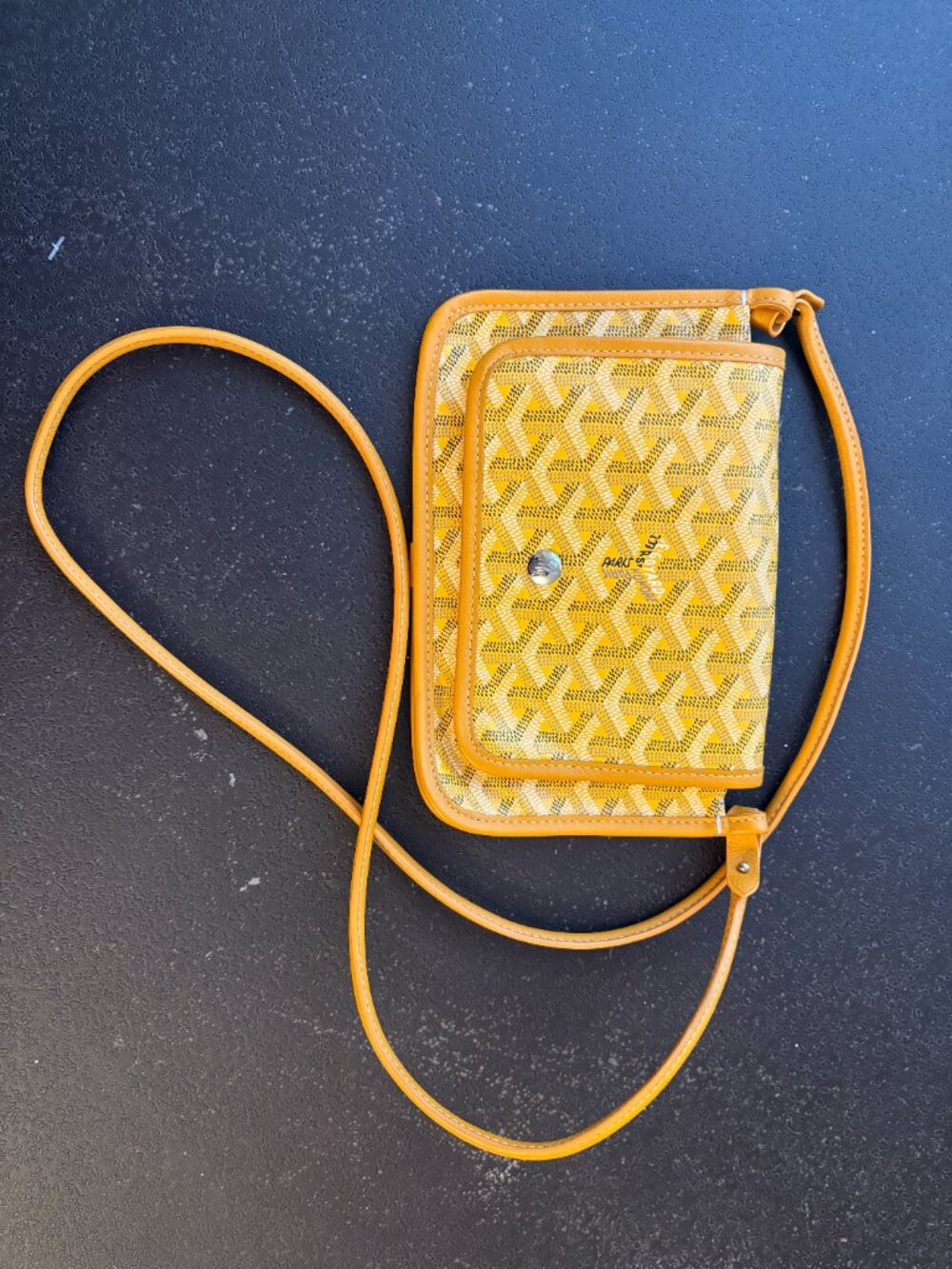 Goyard Plumet Pouch Wallet Yellow Crossbody Bag France Shoulder Strap - Picture 3 of 16